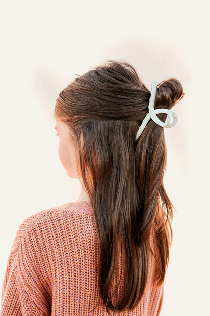 Marshmallow Matte - Looped Claw Clip